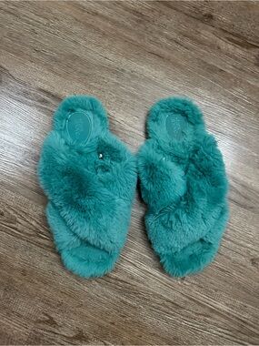 stars above Plush Crisscross Fuzzy Slide Slippers in Teal